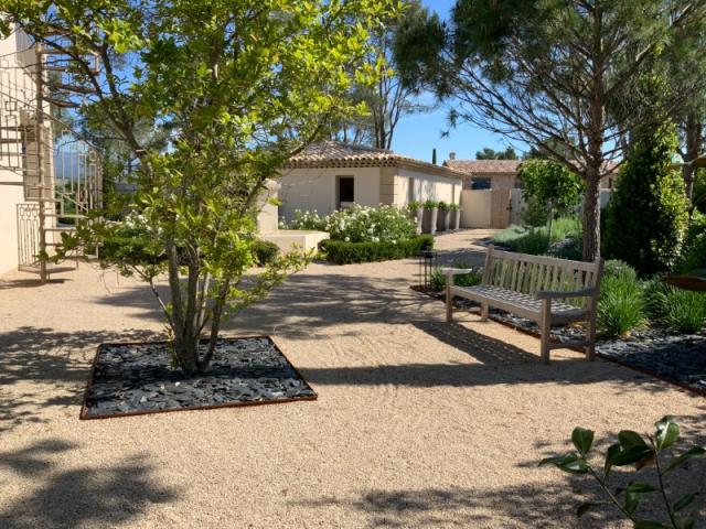 Aménagement d'un jardin provencal